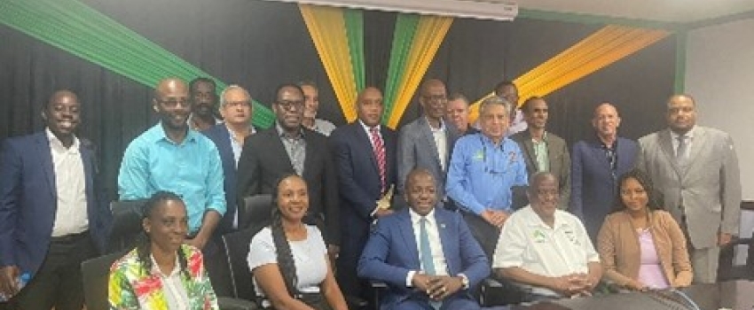 Board Chairpersons of the Ministry and Agriculture and Fisheries, surround portfolio Minister Pearnel Charles Jr. and State Minister Franklyn Witter, after the Board of Chairpersons meeting which was convened at the ministry’s head office. 